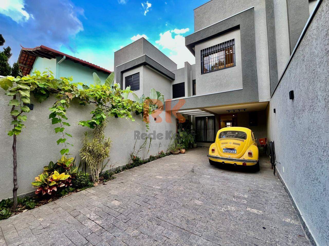 Casa à venda no Dona Clara: 