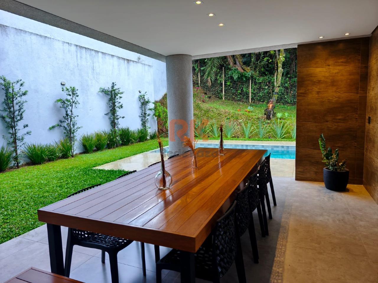 Casa em condomínio à venda no Portal Do Sol: 