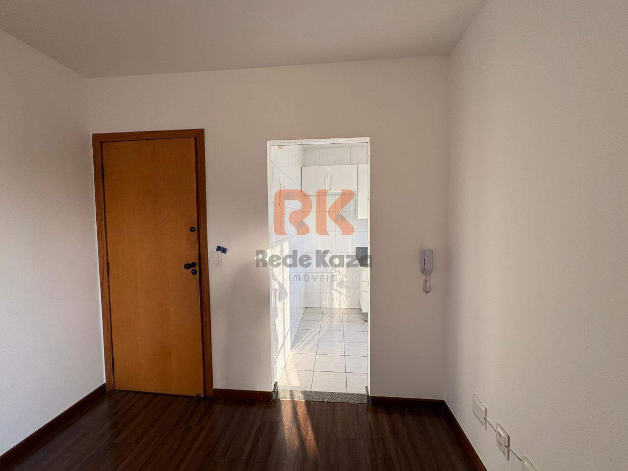 Apartamento para aluguel no Castelo: 