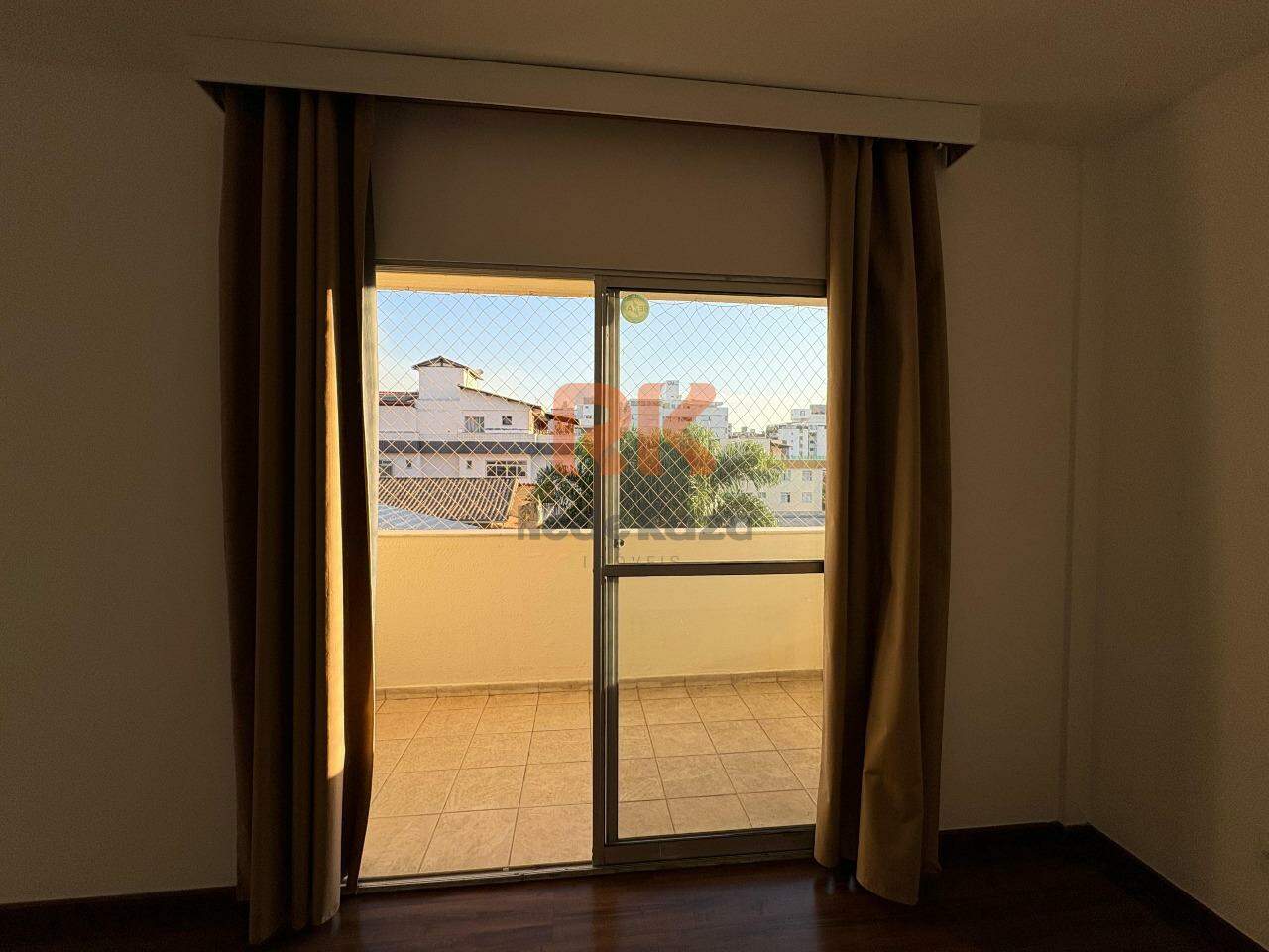 Apartamento para aluguel no Castelo: 