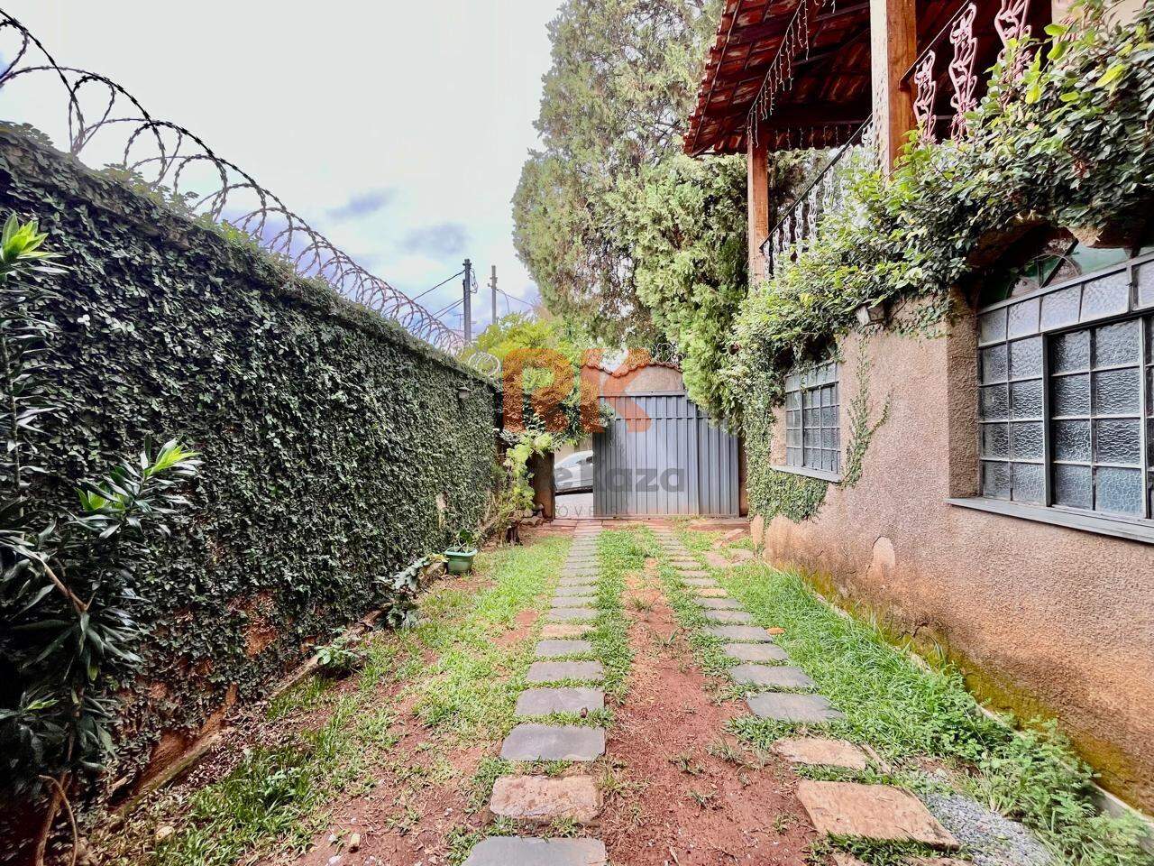 Casa à venda no Santa Rosa: 