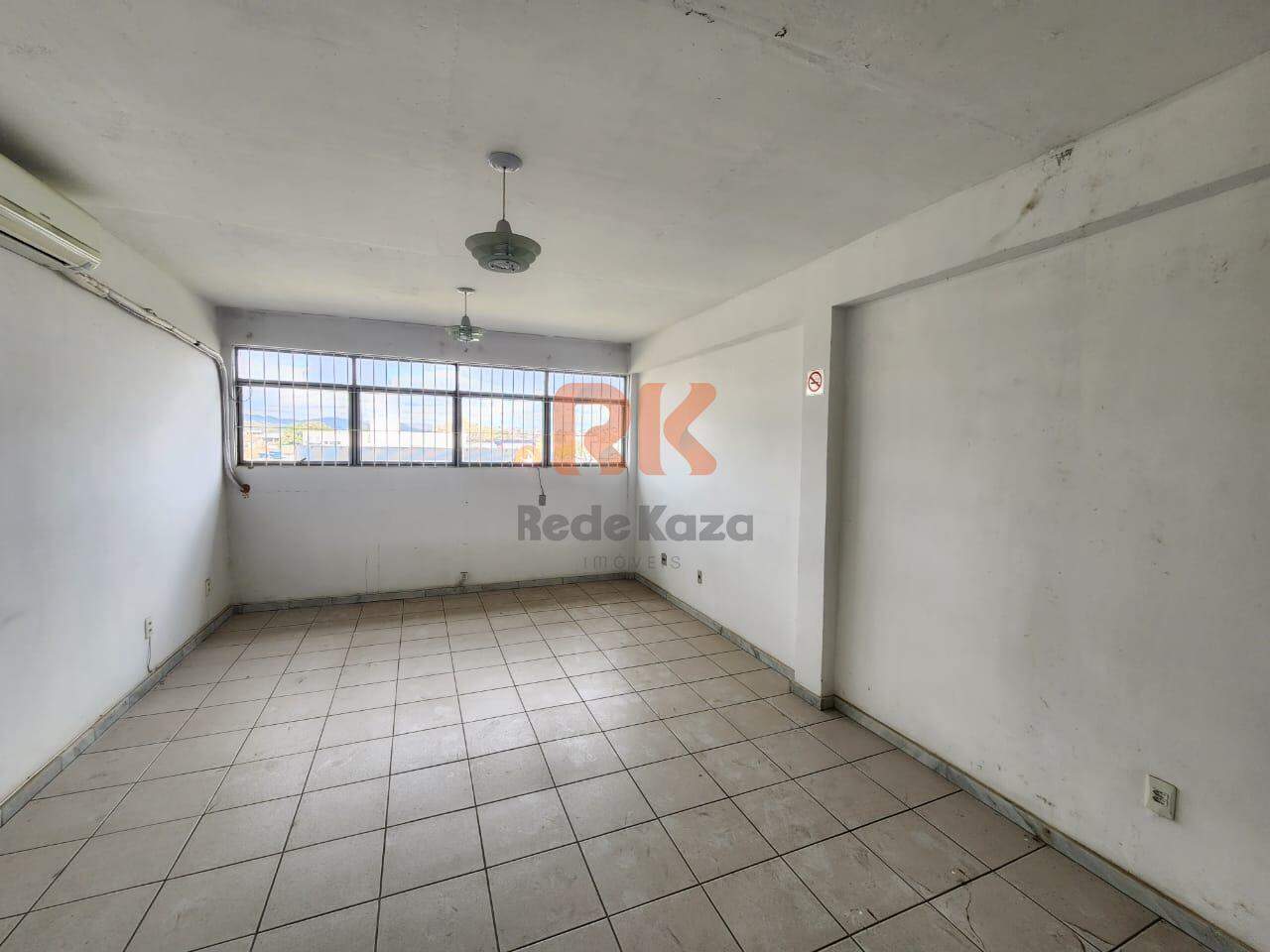 Sala para aluguel no Alípio de Melo: 