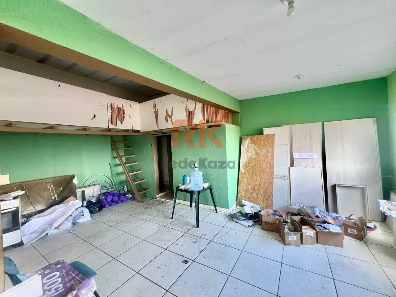 Prédio à venda no Santa Mônica: 