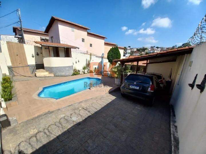 Casa à venda no Santa Amélia: 