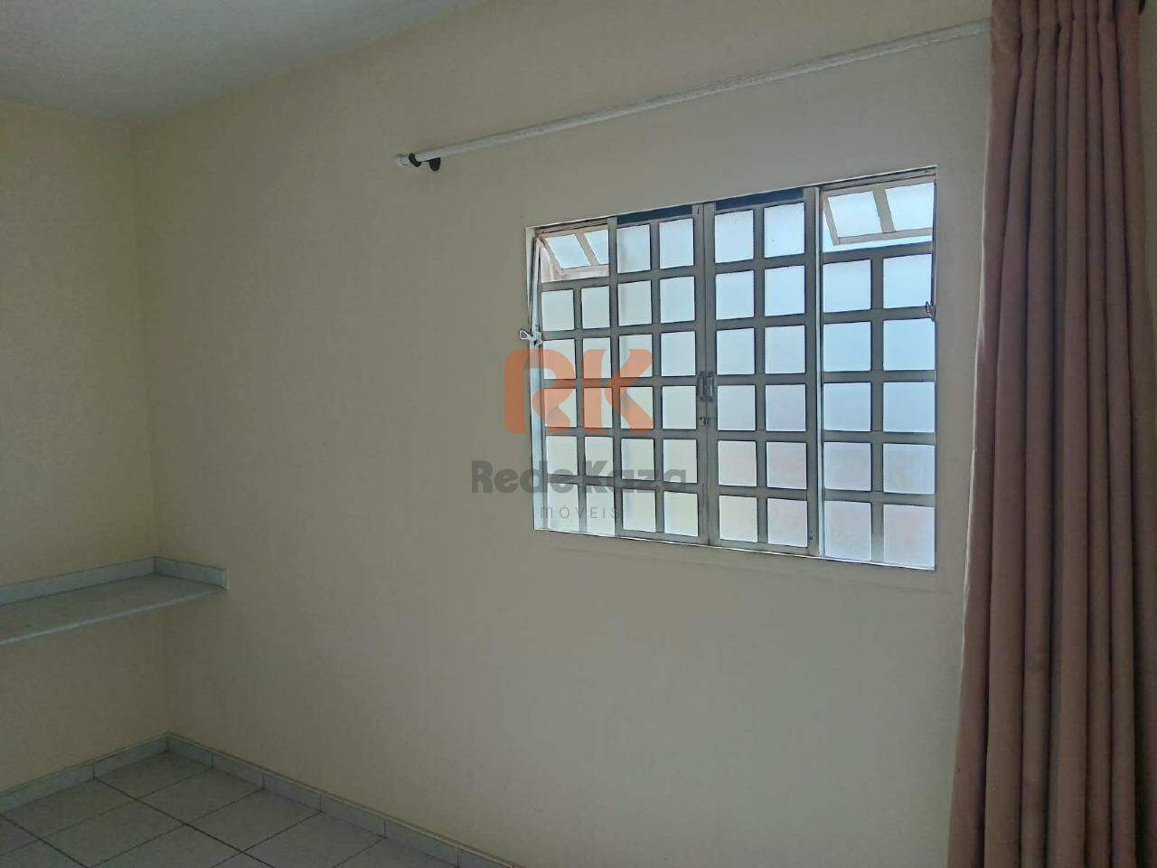 Casa para aluguel no Santa Terezinha: 