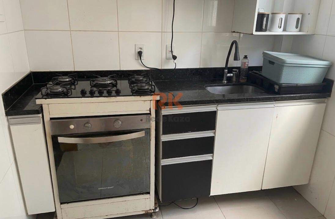 Apartamento à venda no Cabral: 