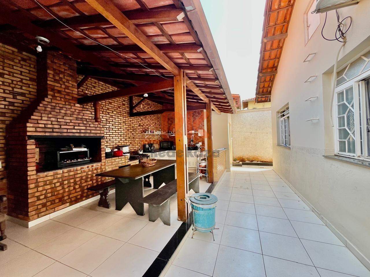 Casa à venda no Santa Branca: 