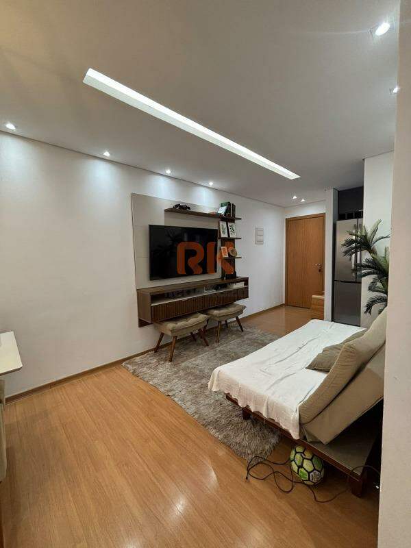 Apartamento para aluguel no Cabral: 