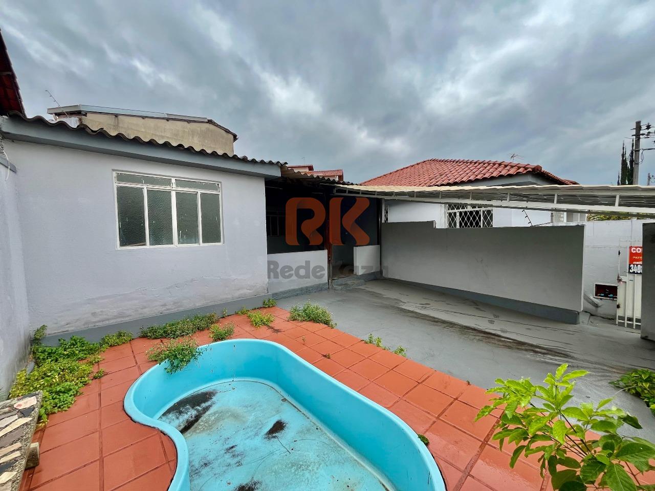 Casa à venda no Planalto: 