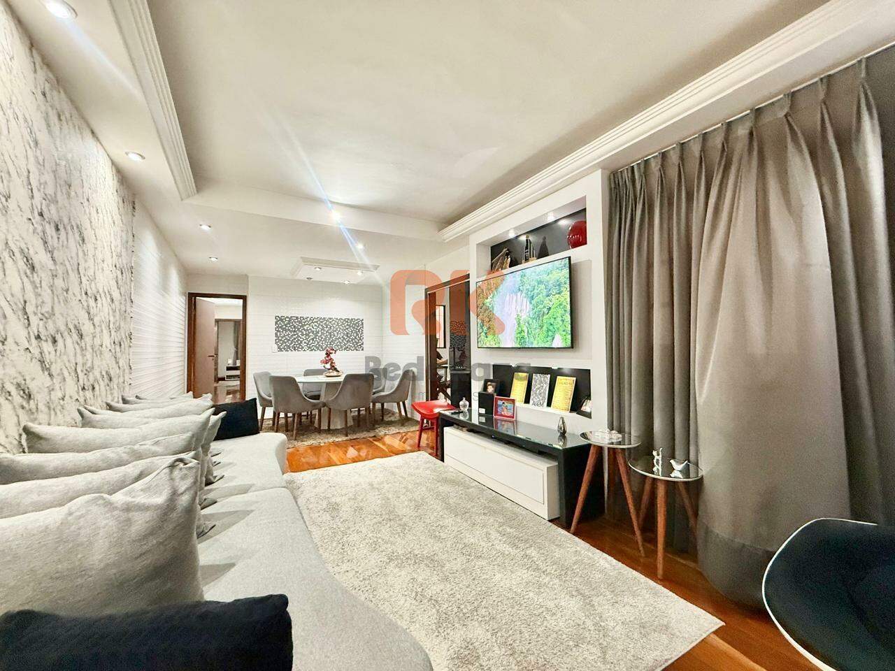 Casa geminada à venda no Castelo: 