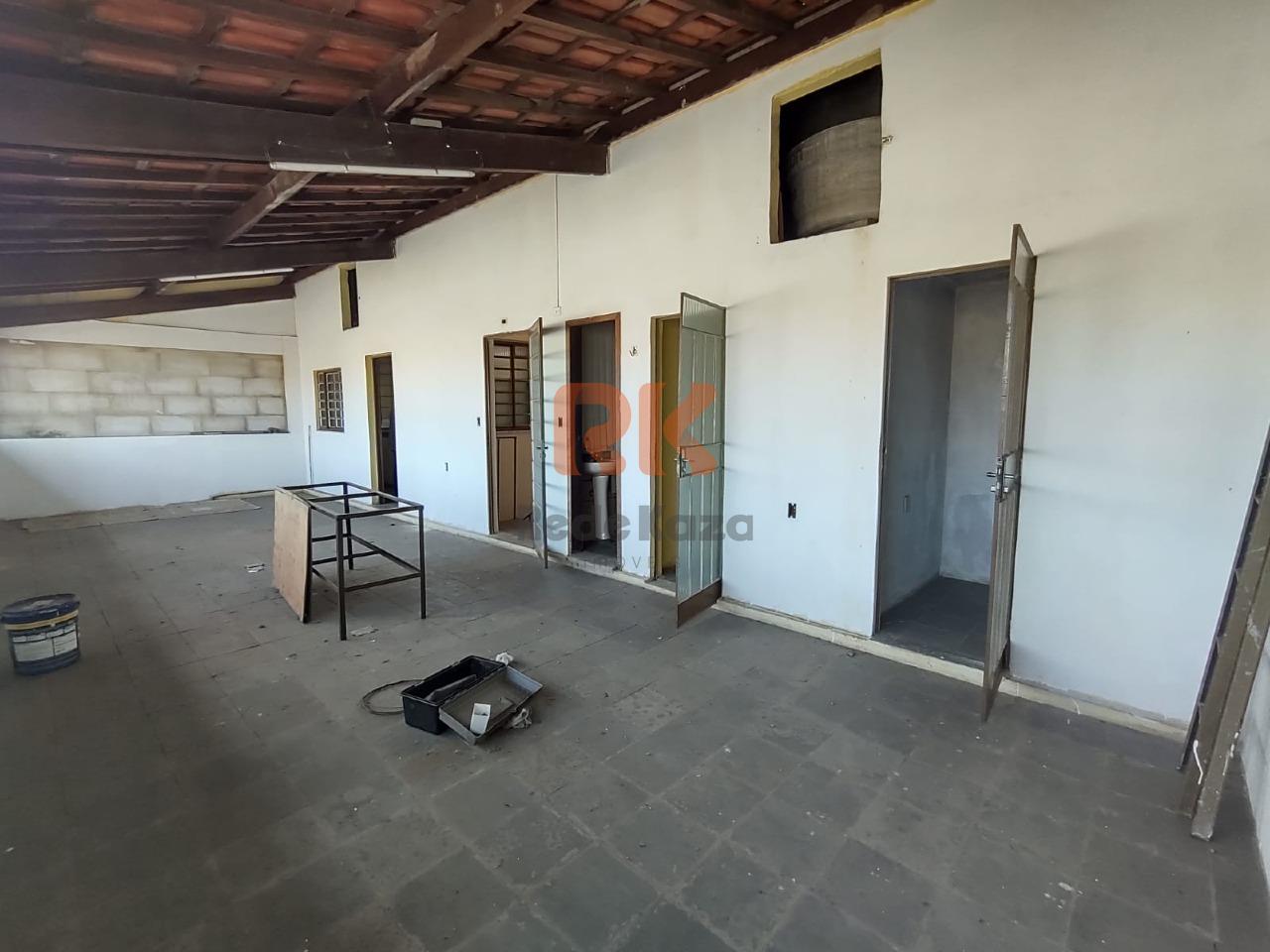 Casa para aluguel no Heliópolis: 