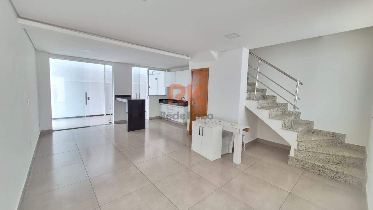 Casa para aluguel no Parque Xangri-Lá: 