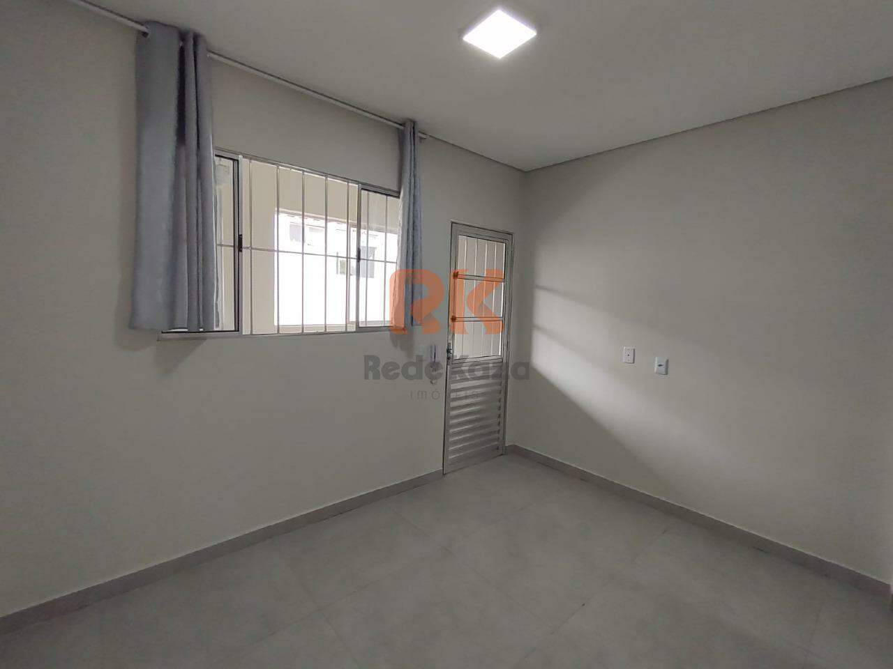 Kitnet para aluguel no Santa Rosa: 