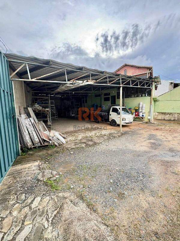 Lote à venda no Dona Clara: 