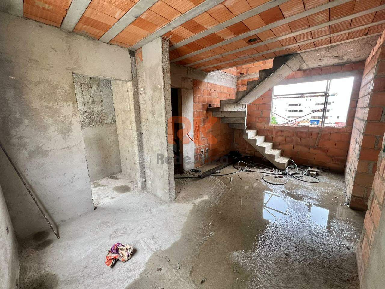 Cobertura à venda no Santa Branca: 