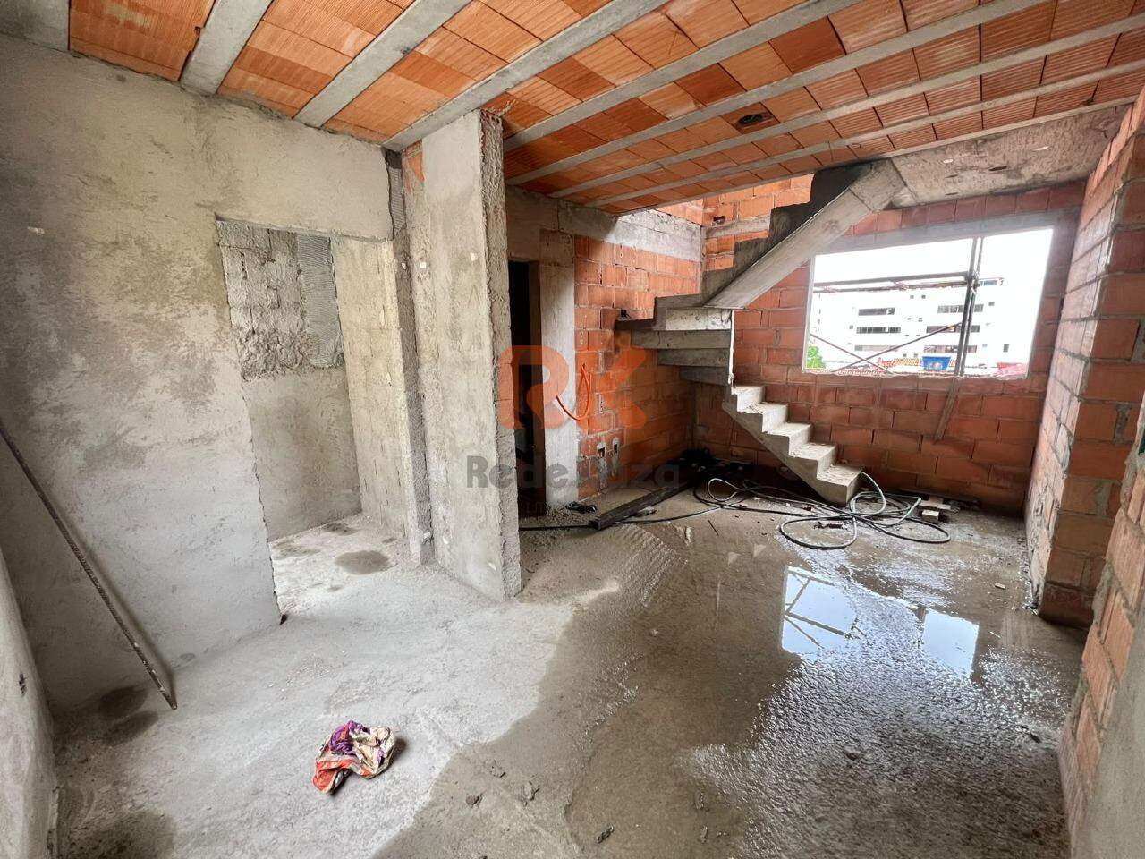 Cobertura à venda no Santa Branca: 