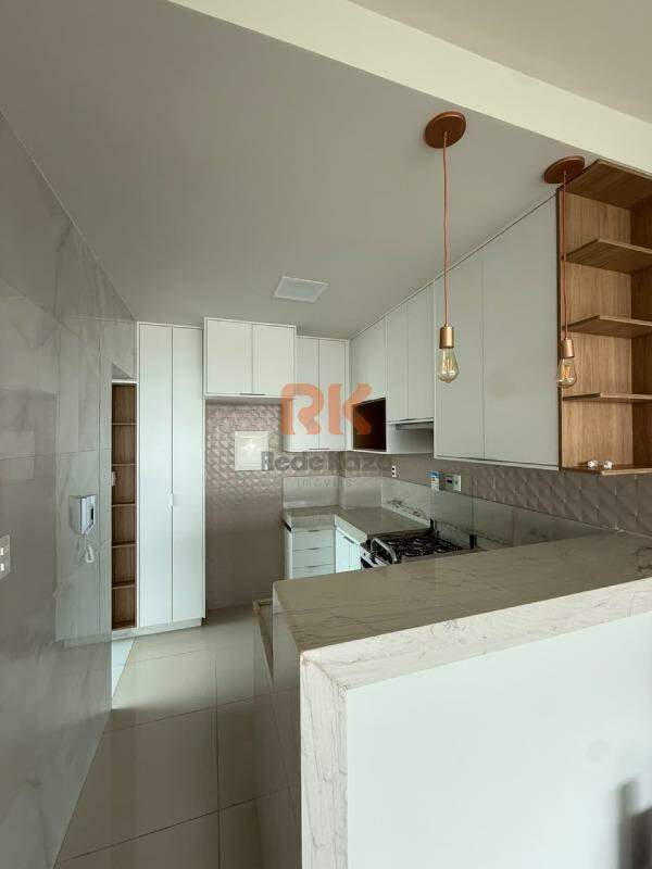 Apartamento para aluguel no Cabral: 