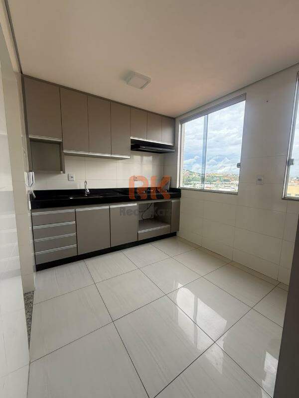 Apartamento para aluguel no Arvoredo: 