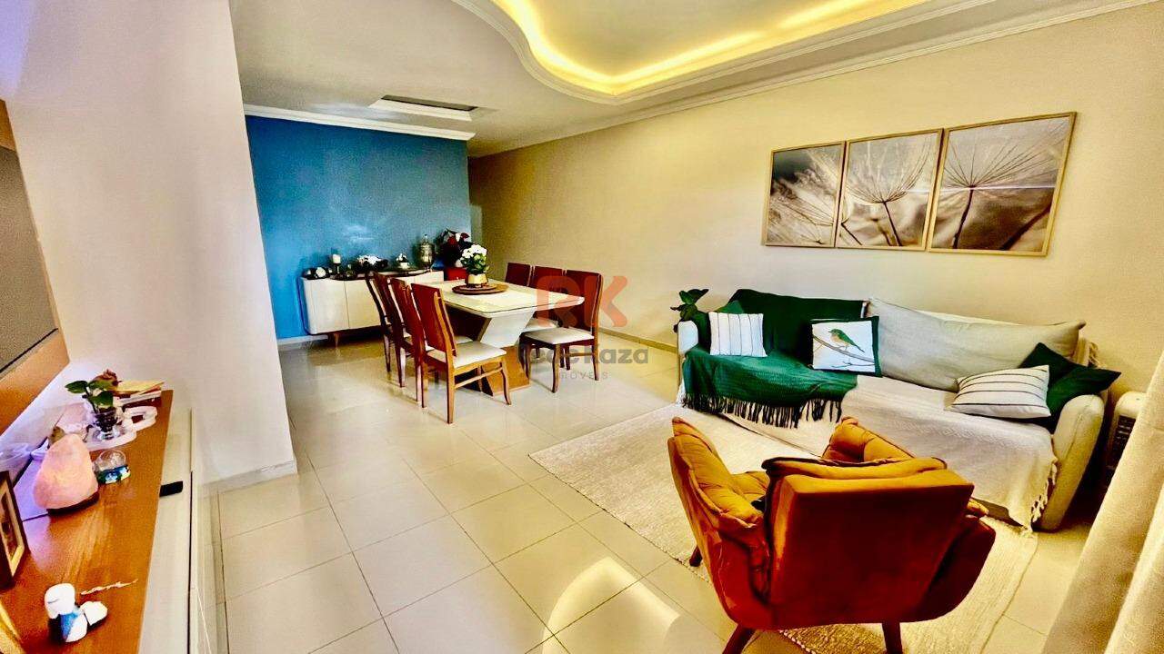 Casa geminada à venda no Cabral: 