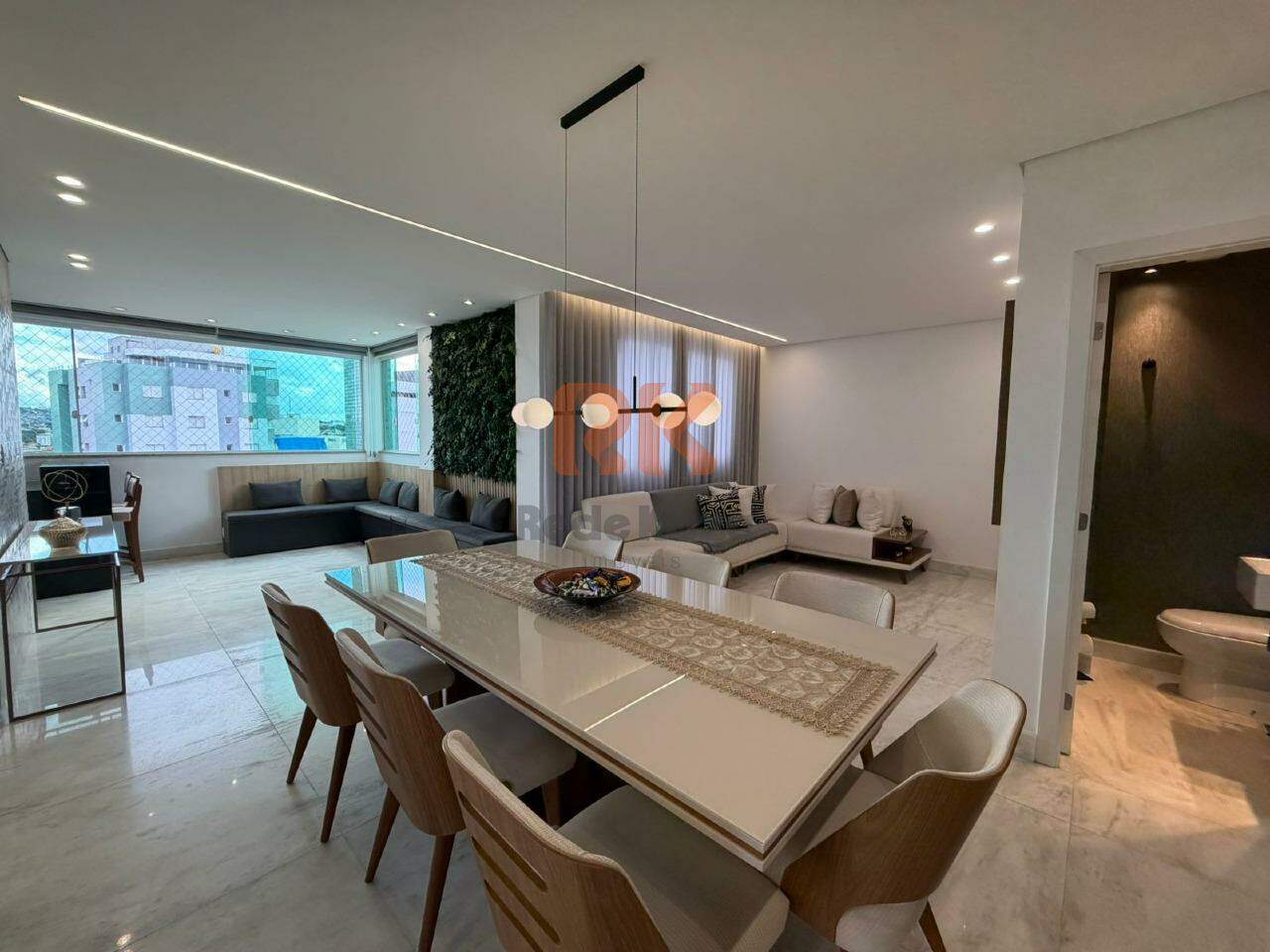 Apartamento à venda no Castelo: 