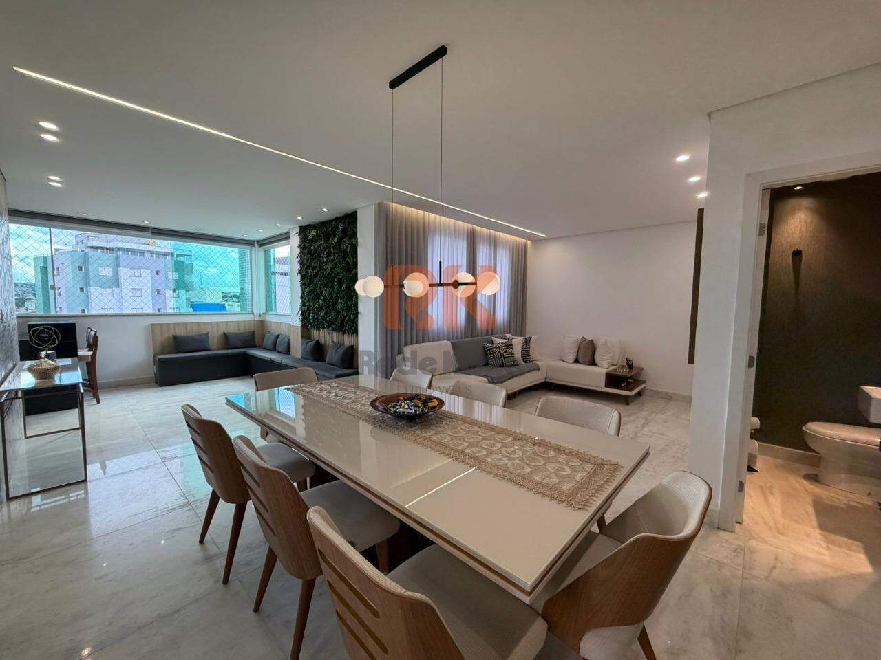 Apartamento à venda no Castelo: 