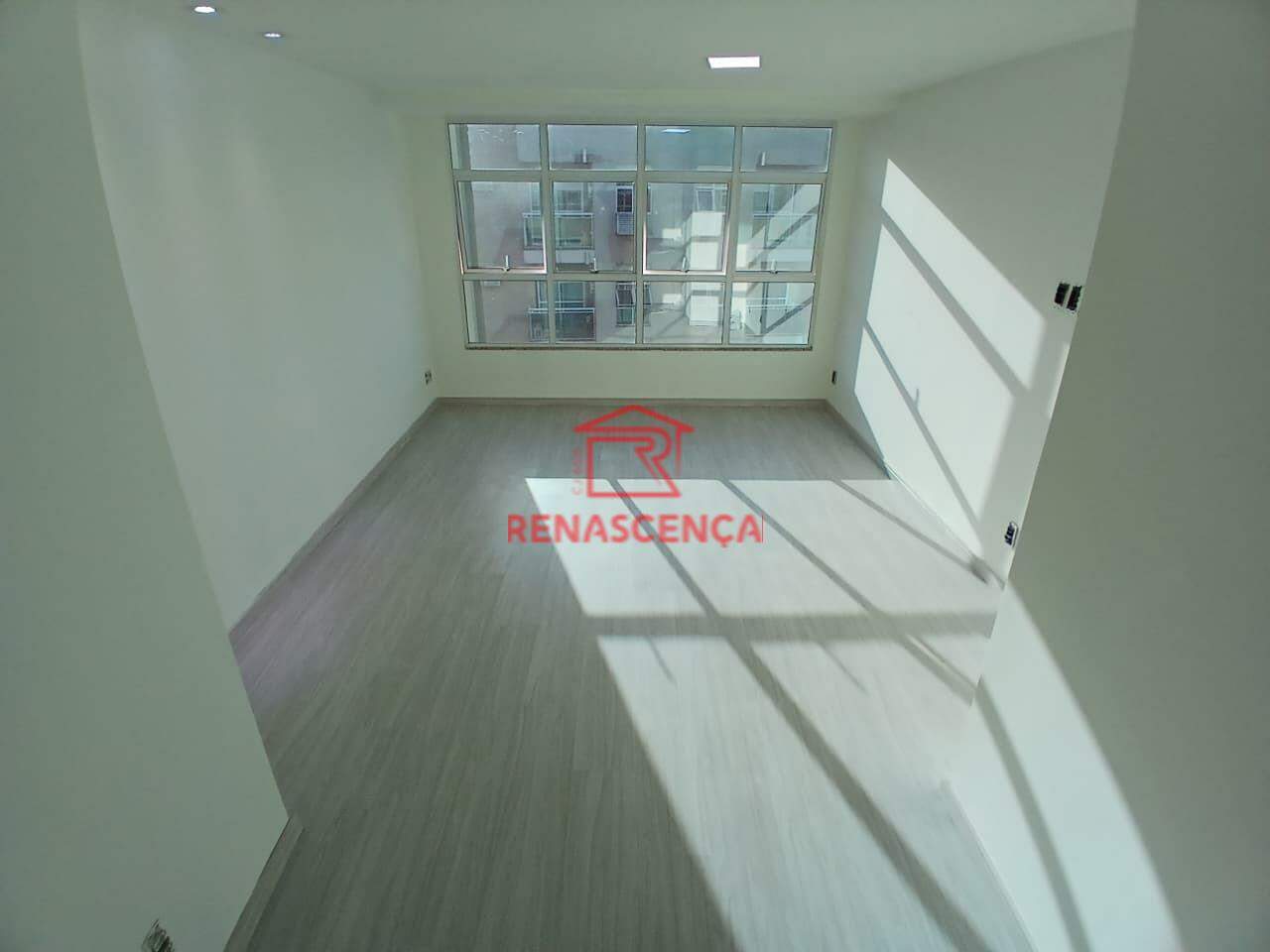 Sala para aluguel no Taquara: 