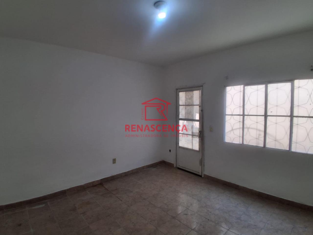 Casa para aluguel no Colégio: 