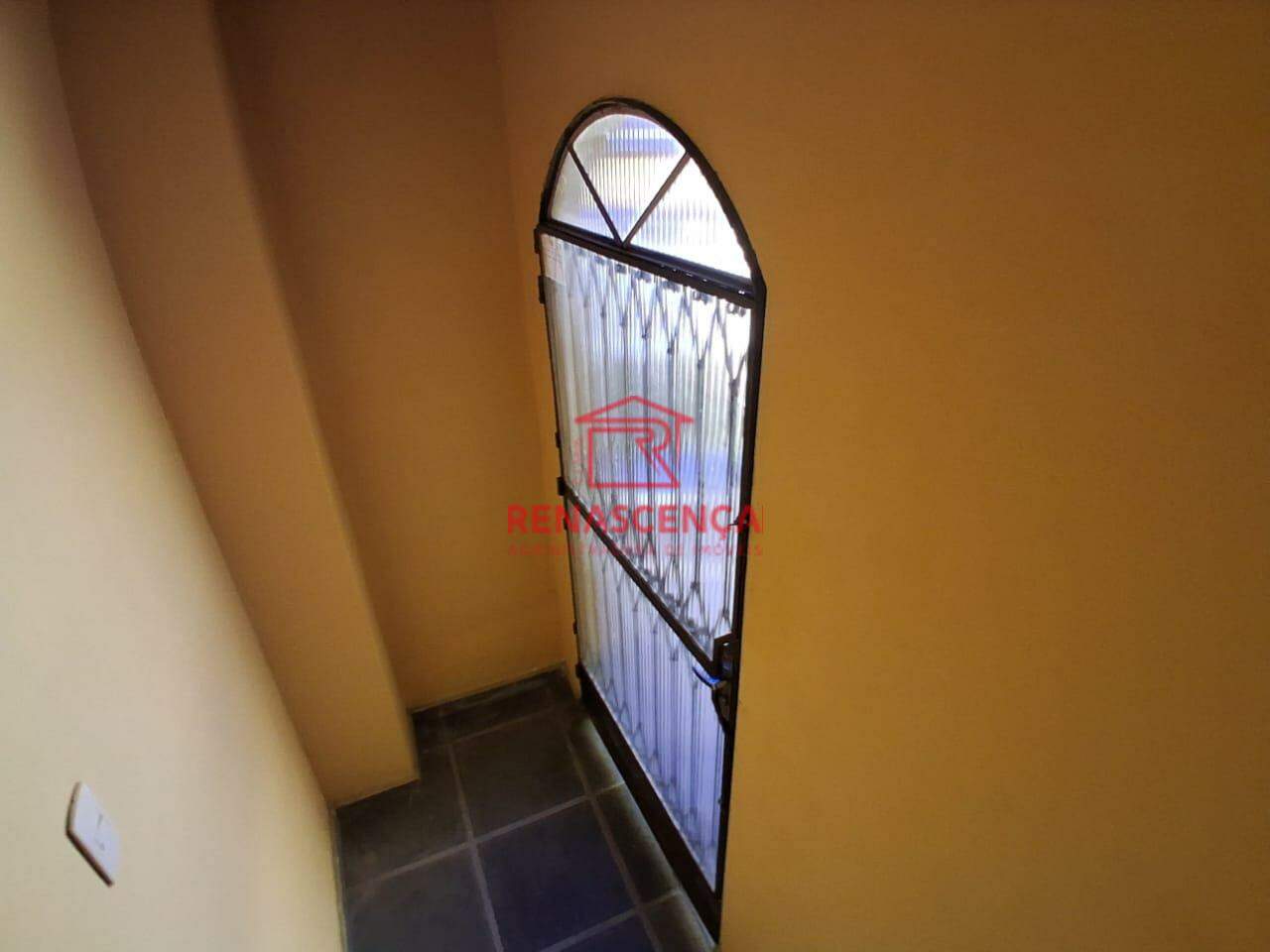 Casa para aluguel no Campo Grande: 