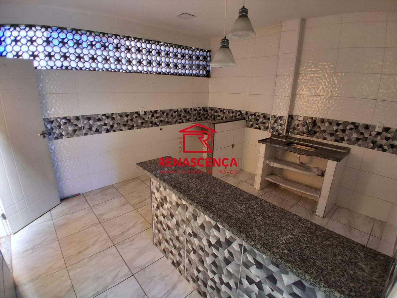 Casa para aluguel no Realengo: 