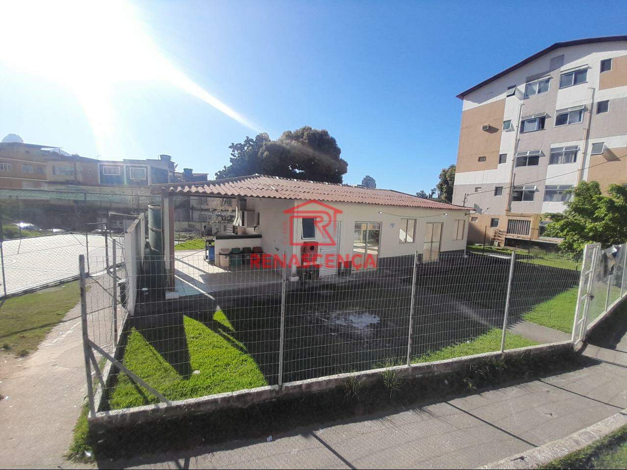 Apartamento para aluguel no Camorim: 