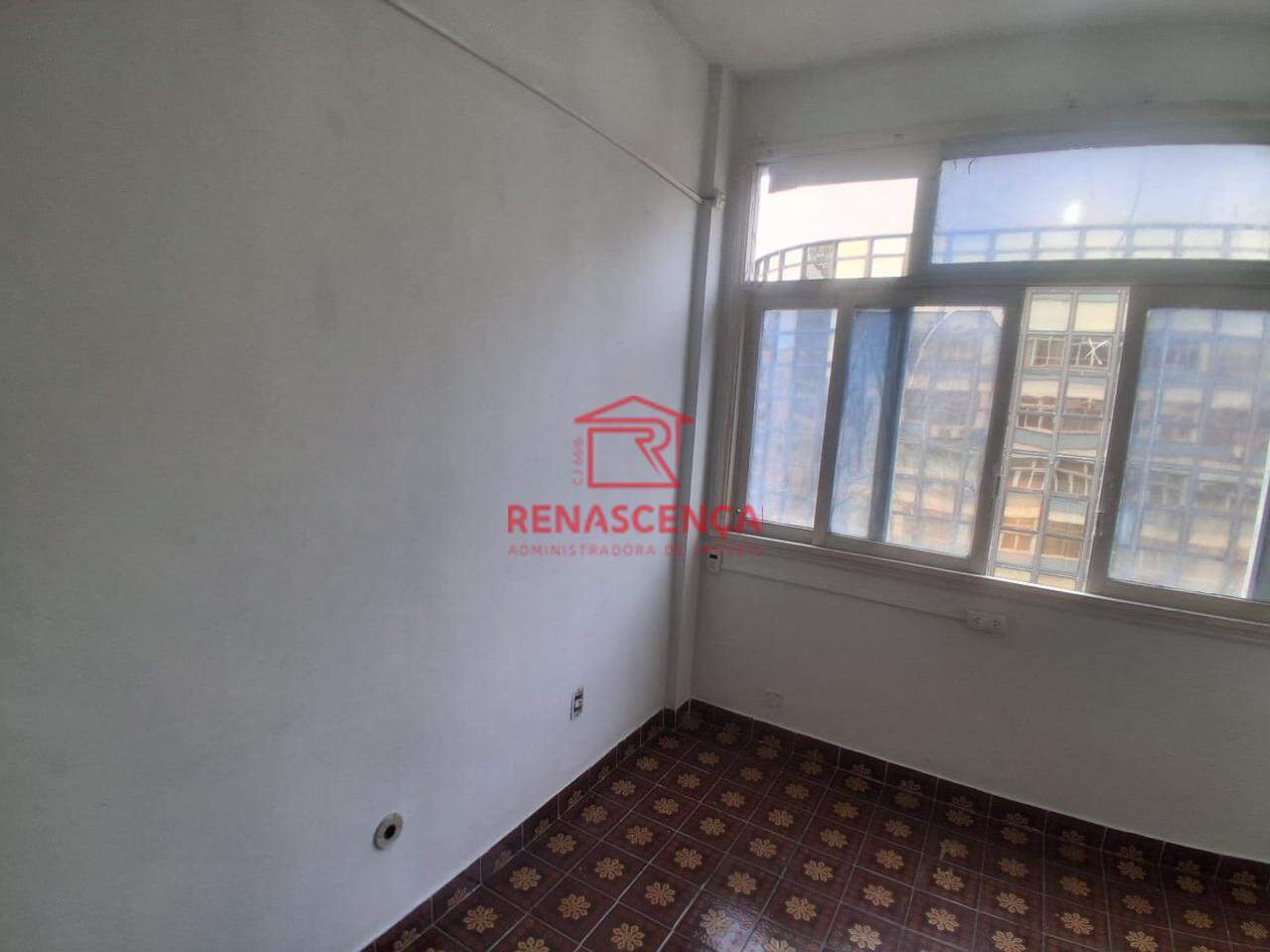 Sala para aluguel no Centro: 