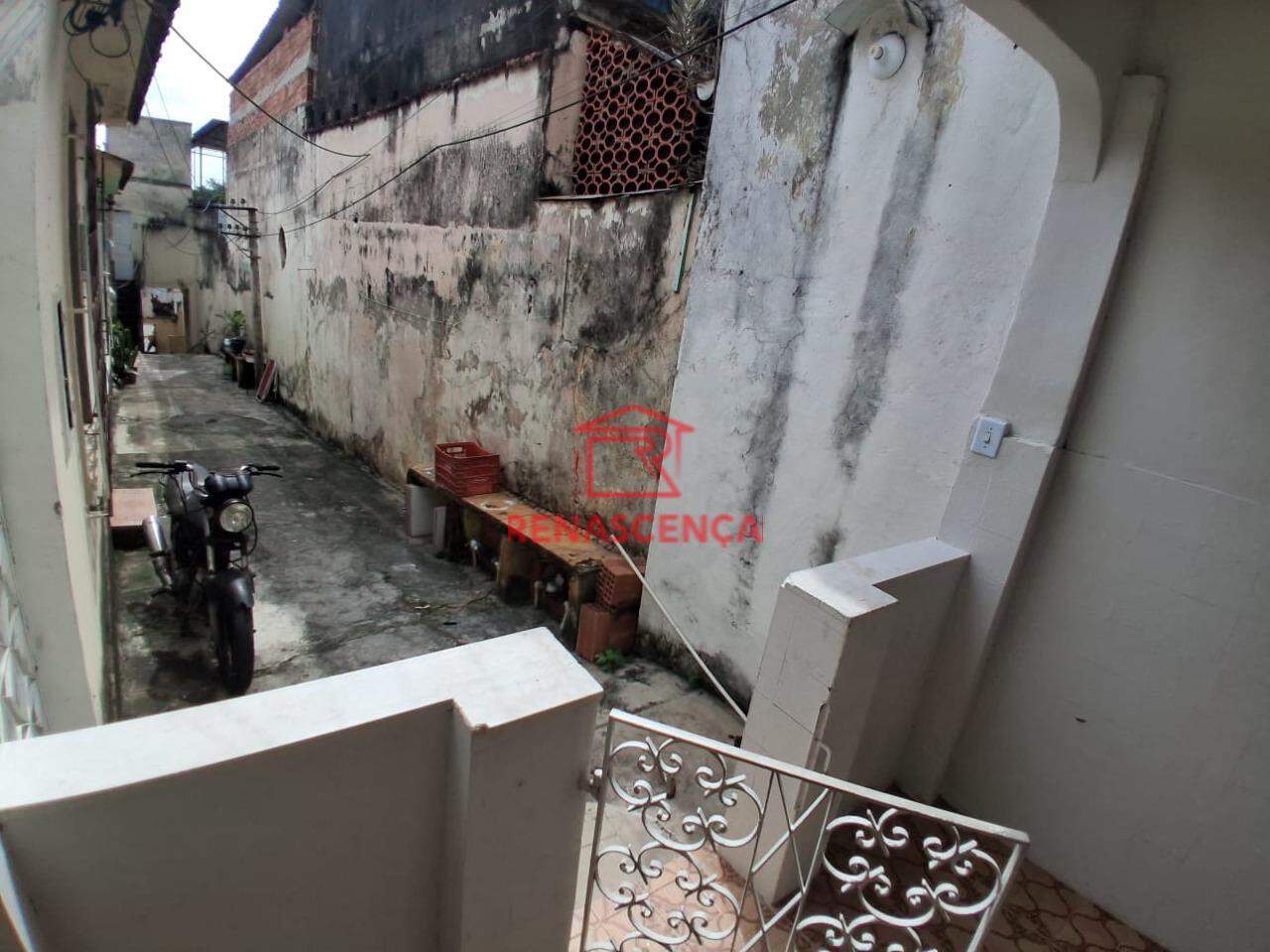 Casa de Vila para aluguel no Quintino Bocaiuva: 