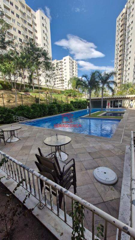Apartamento para aluguel no Del Castilho: 