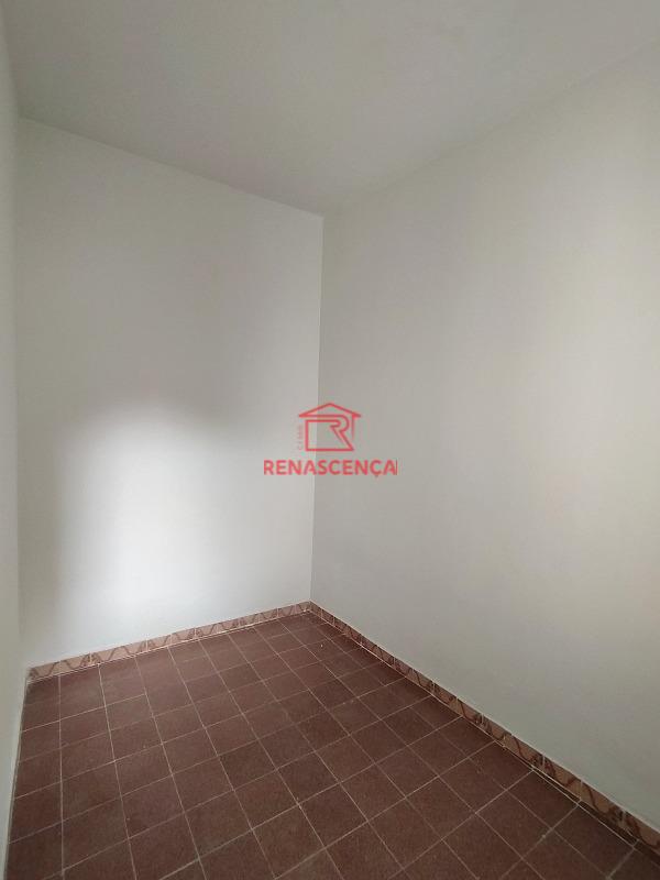 Casa para aluguel no Quintino Bocaiuva: 