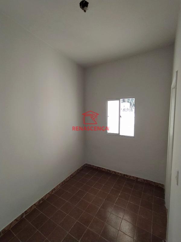 Casa para aluguel no Quintino Bocaiuva: 