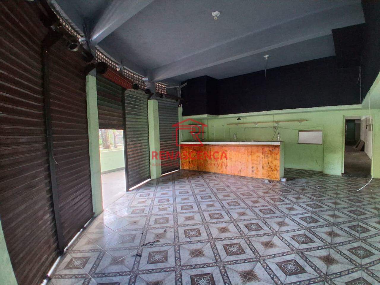 Loja para aluguel no Colégio: 