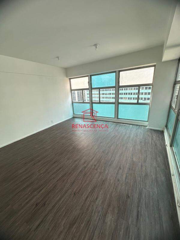 Sala para aluguel no Centro: 