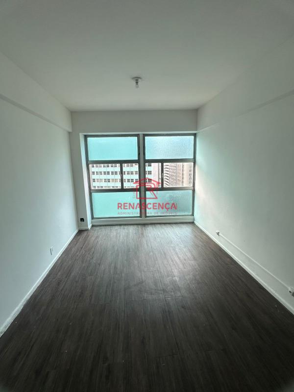 Sala para aluguel no Centro: 