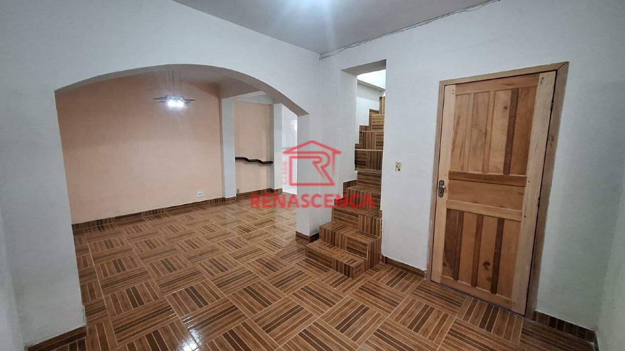 Casa para aluguel no Quintino Bocaiuva: 