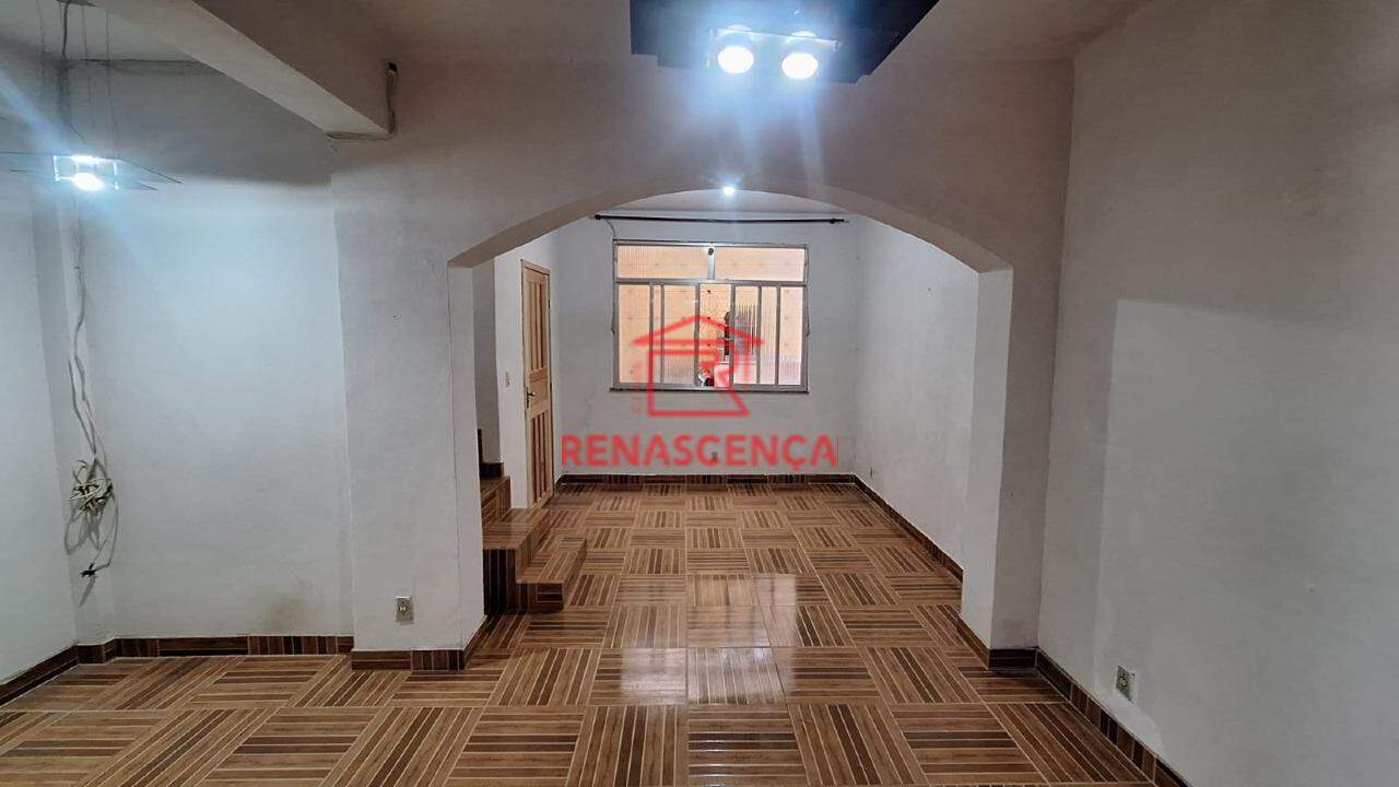 Casa para aluguel no Quintino Bocaiuva: 