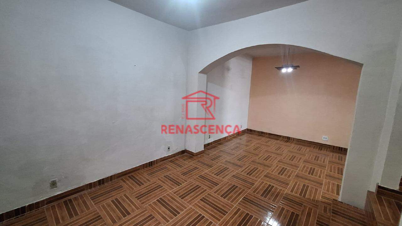 Casa para aluguel no Quintino Bocaiuva: 