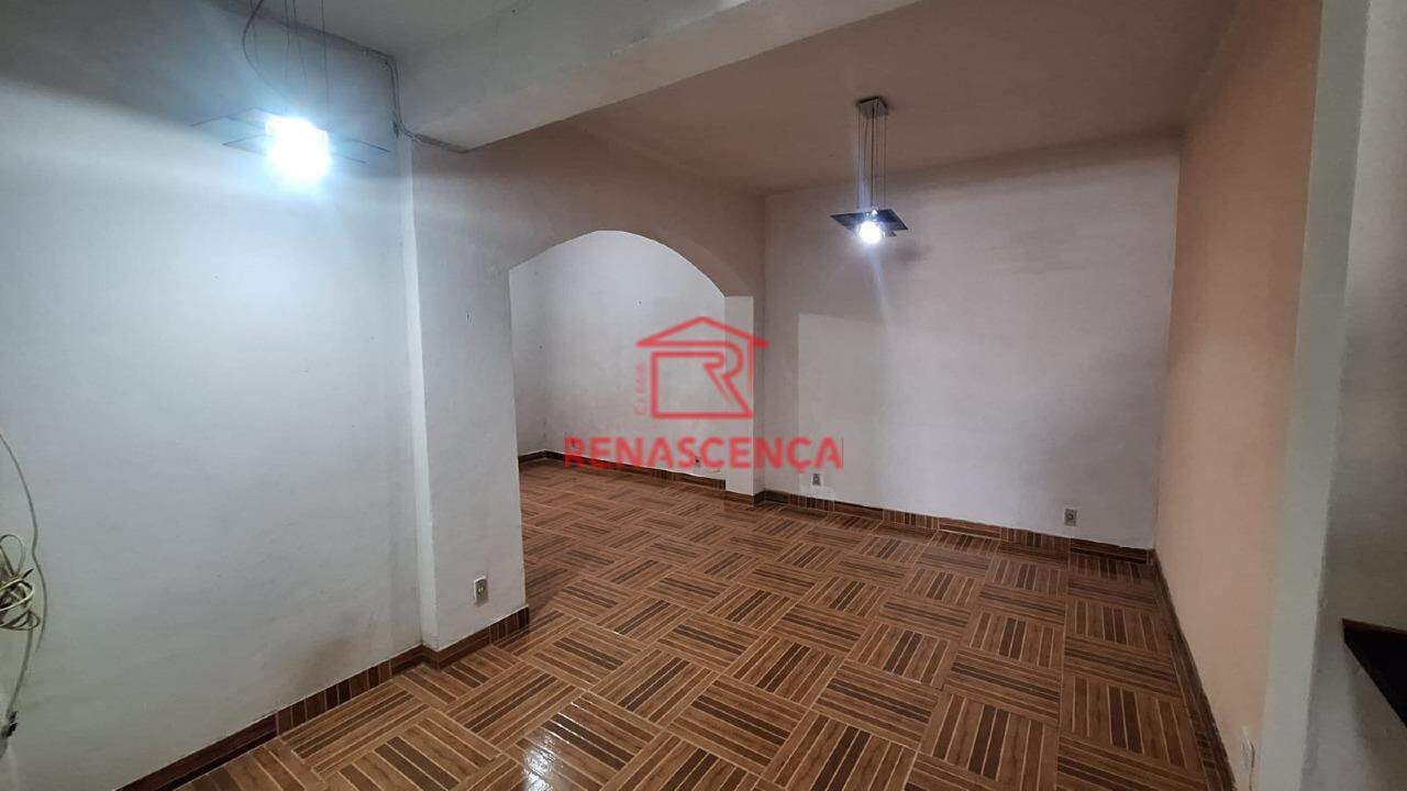 Casa para aluguel no Quintino Bocaiuva: 