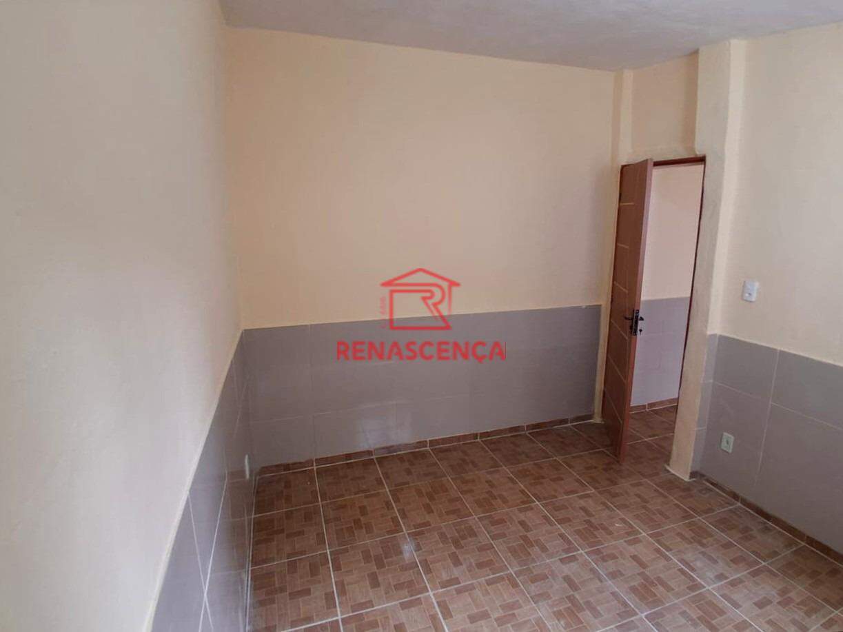 Casa para aluguel no Bento Ribeiro: 