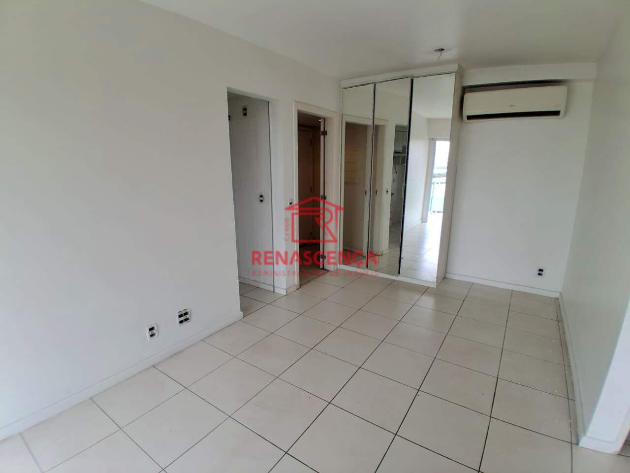 Apartamento para aluguel no Camorim: 