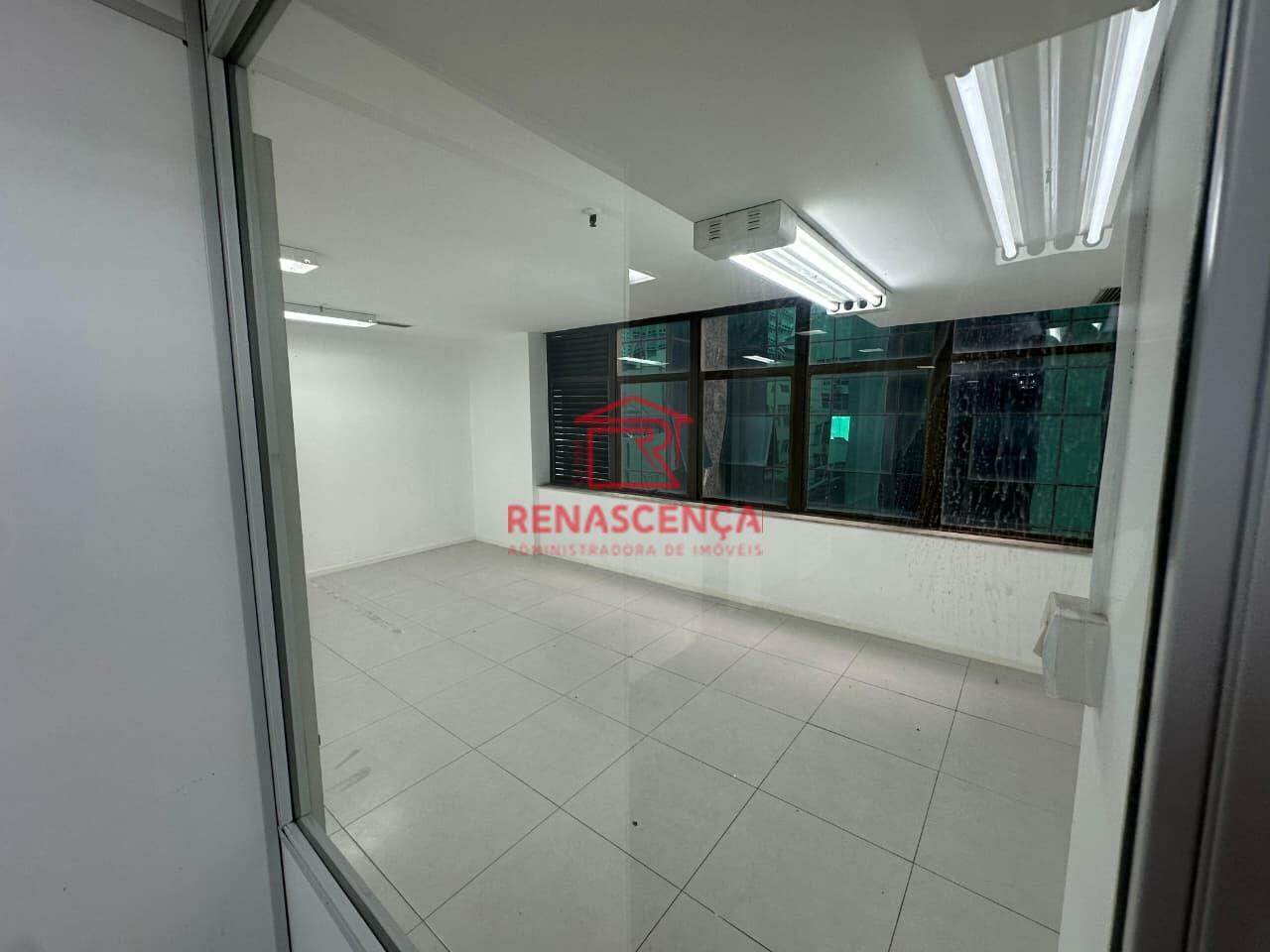 Andar para aluguel no Centro: 