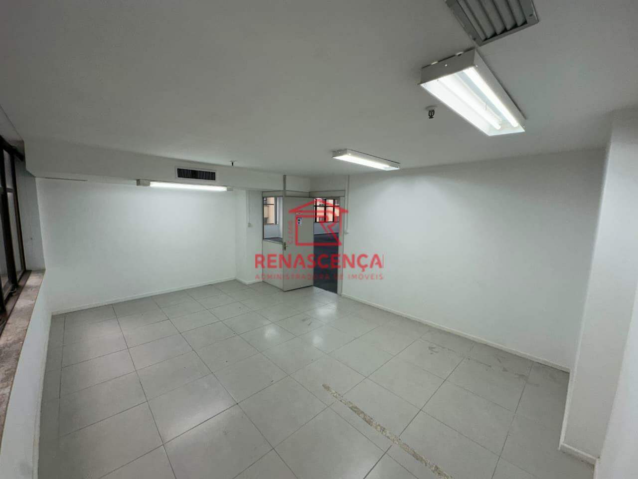 Andar para aluguel no Centro: 