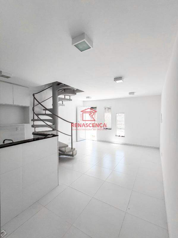 Casa para aluguel no Senador Vasconcelos: 