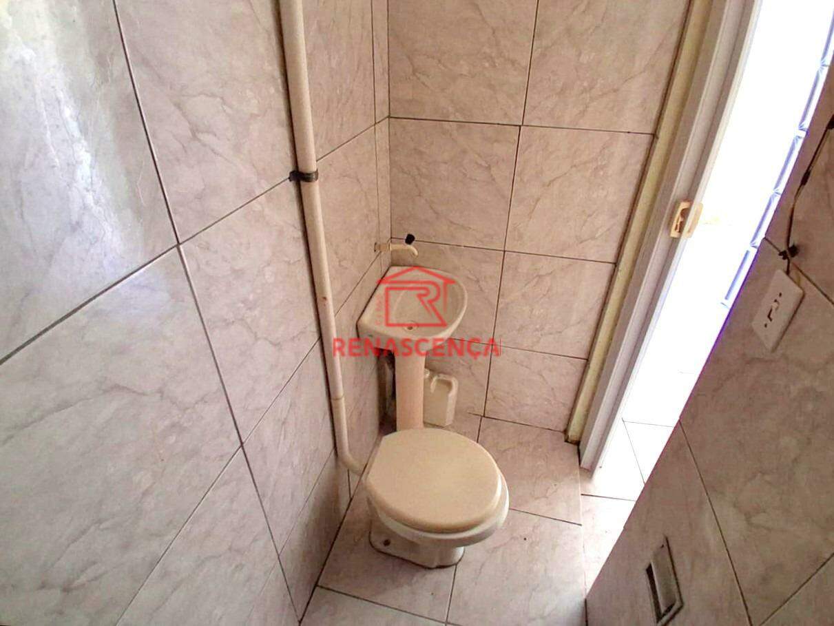 Kitnet para aluguel no Campo Grande: 