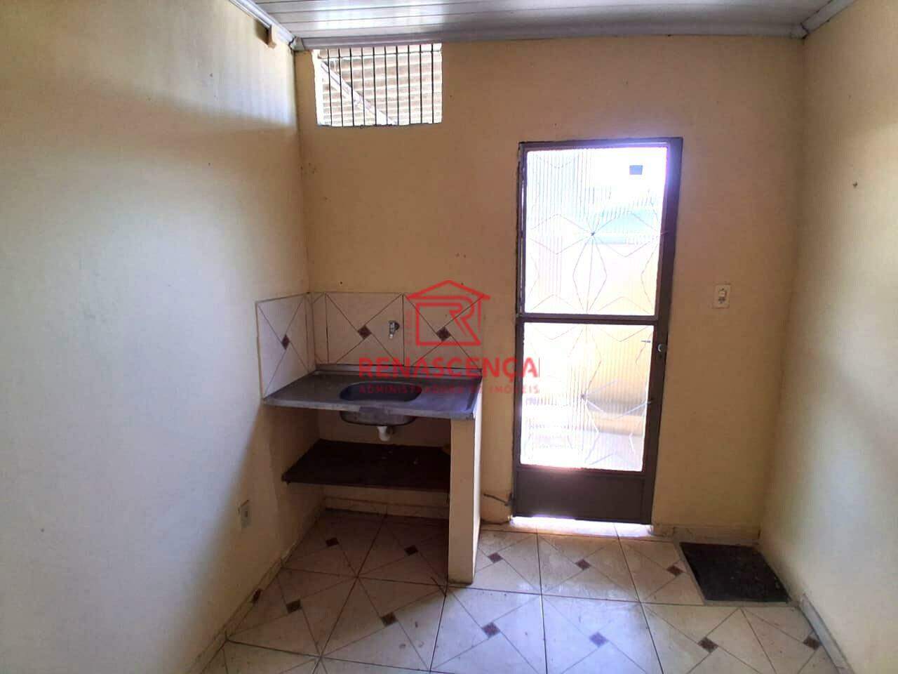 Kitnet para aluguel no Campo Grande: 