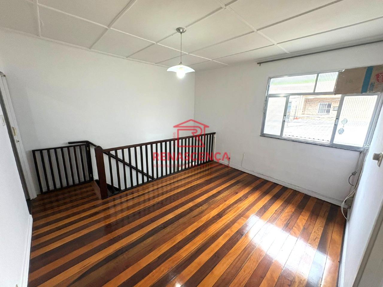 Sobrado para aluguel no Realengo: 